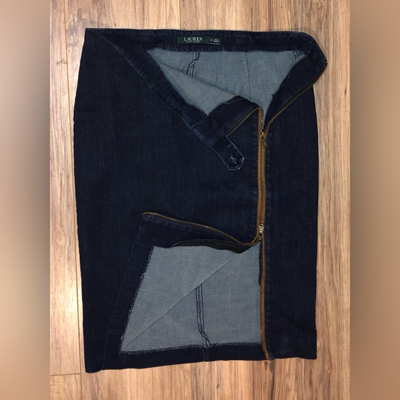 3/$12 Ralph Lauren Denim Pencil Skirt - Picture 3 of 5